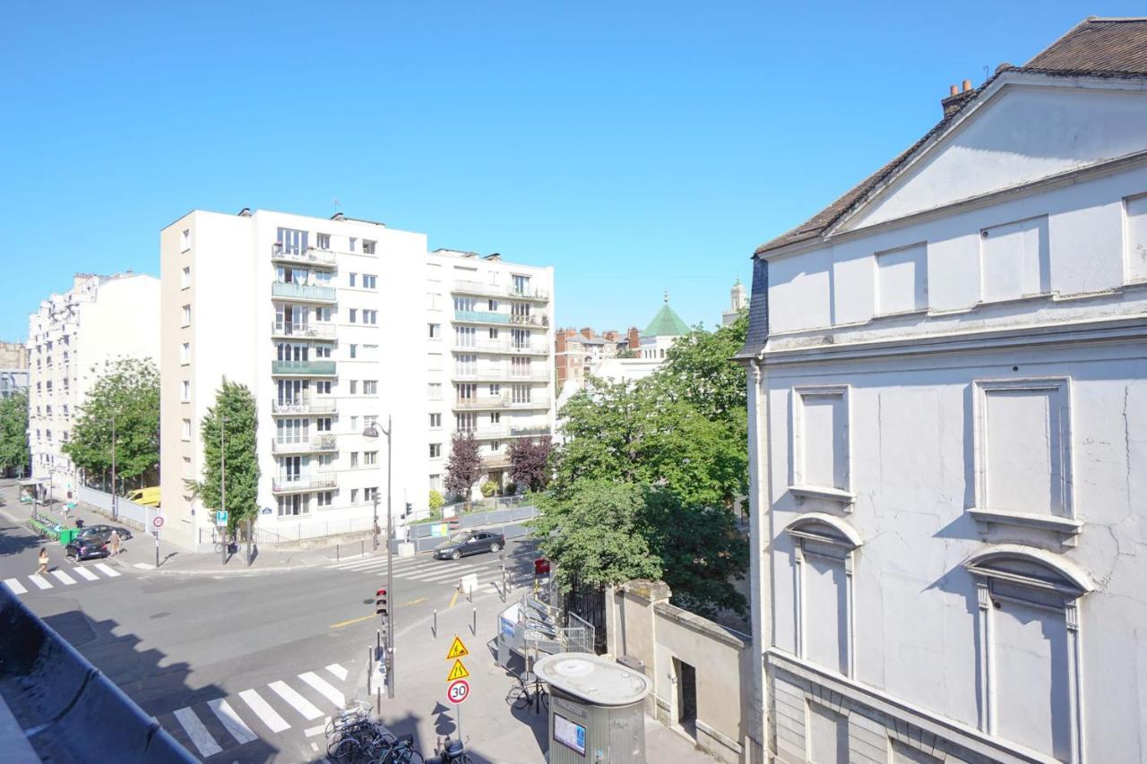 Beautiful Apartment In The Heart Of Paryż Zewnętrze zdjęcie